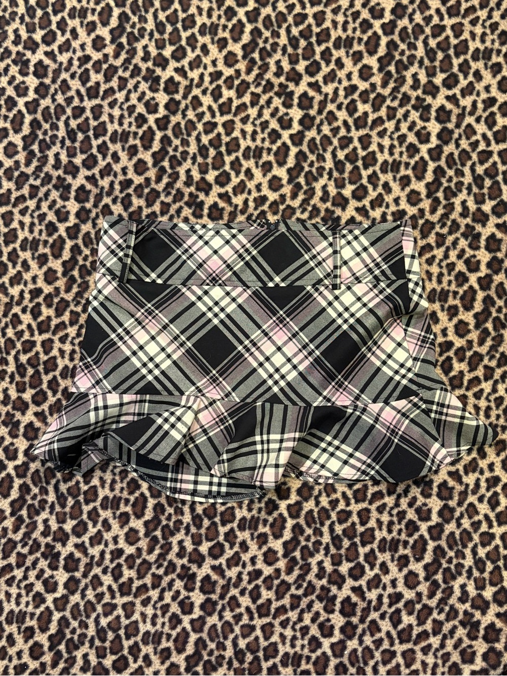 Vintage plaid skirt!